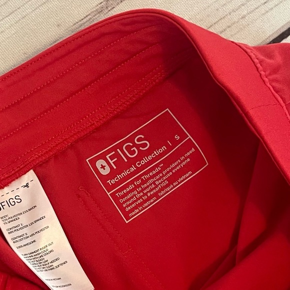 Figs red scrub pants size S - Picture 10 of 10